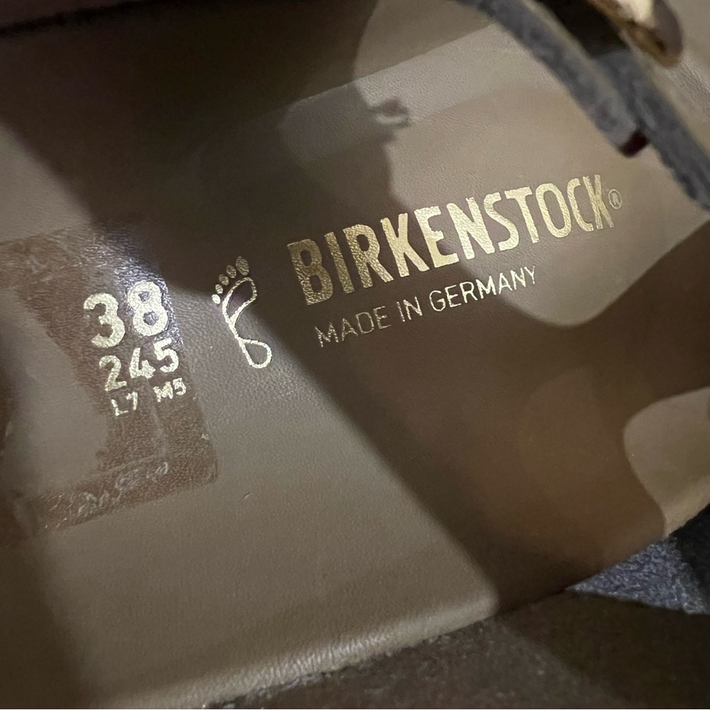 ⚡️Birkenstock Gilzeh Big Buckle High Shine Leather Sandals in Mud Green,38EU,NWT - Picture 16 of 17